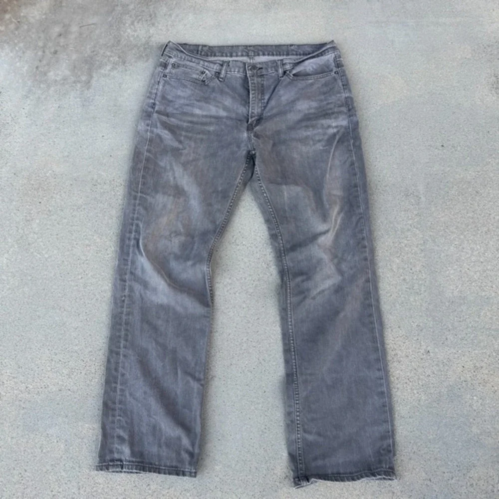 Levi's 514 Jeans Mens 38X32 Grey Denim 100% Cotton Comfort Straight Leg Mid Rise